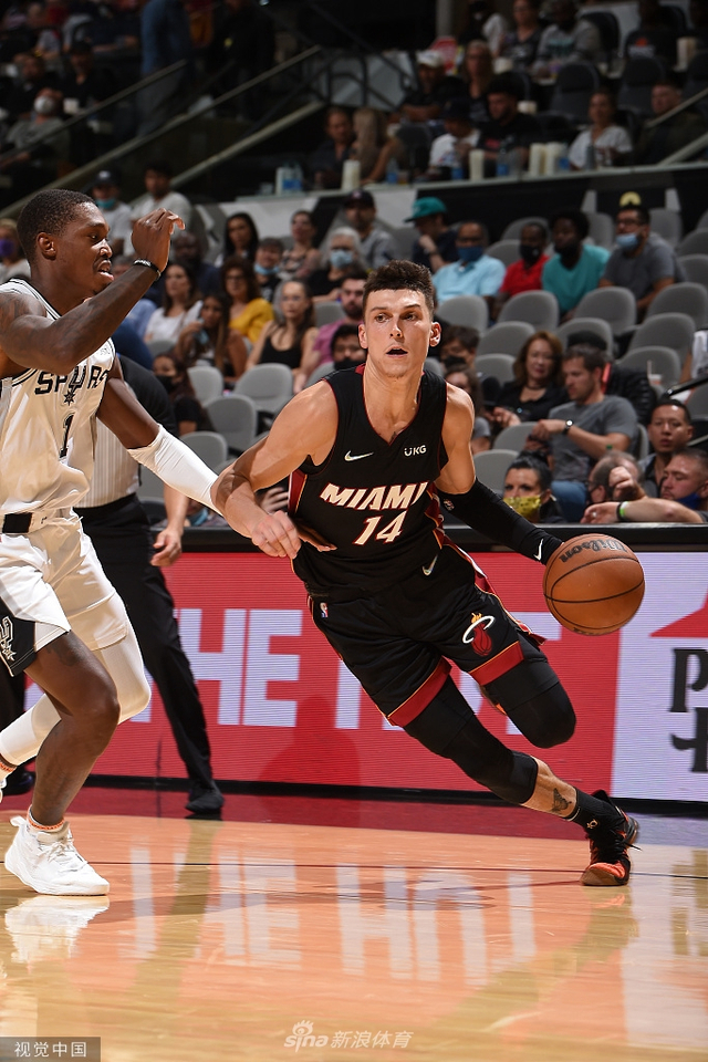 攻防转换中 攻防转换中