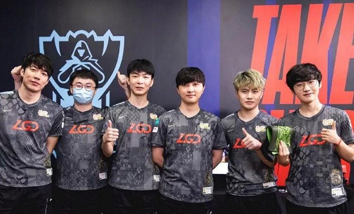 式更依赖突 式更依赖突